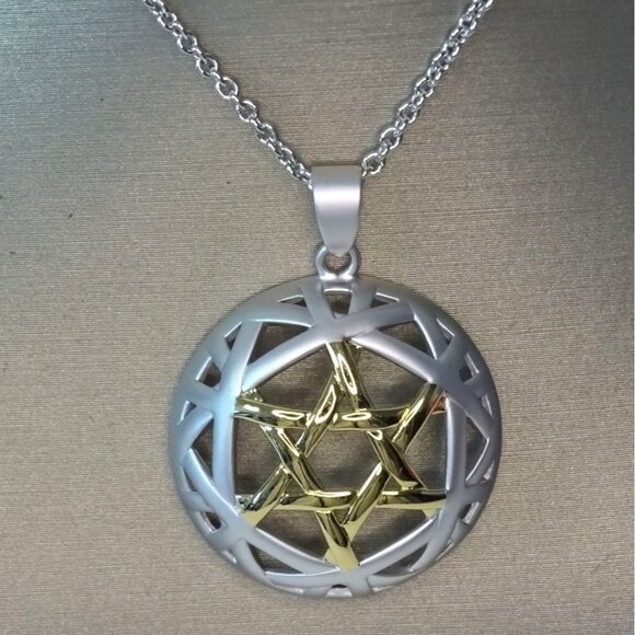 Star Of David Necklace With Silver & Gold-Tone Pendant On Adjustable Chain Unise - Picture 2 of 6